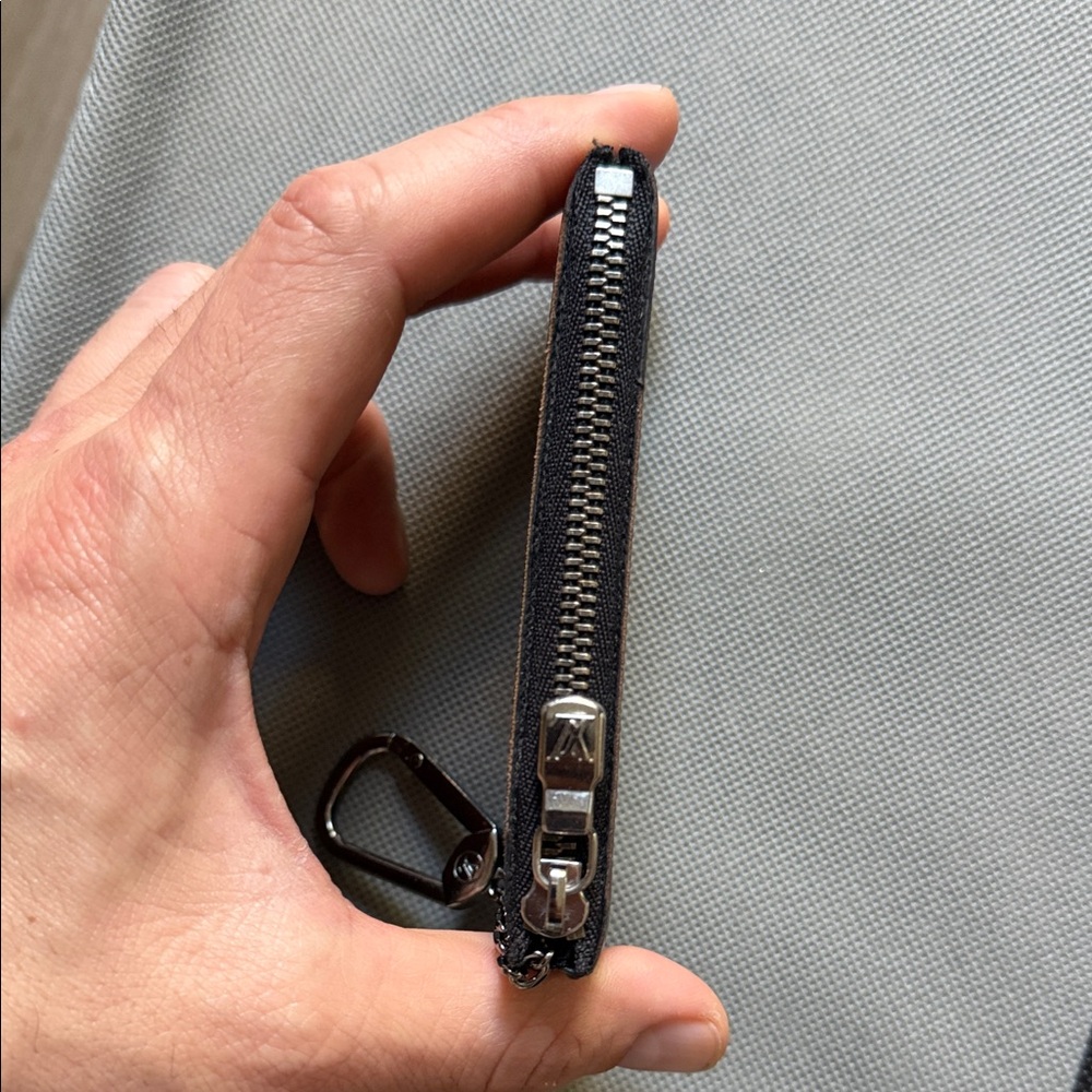 Louis Vuitton Eclipse Black/Gray Monogram Key Pou… - image 7